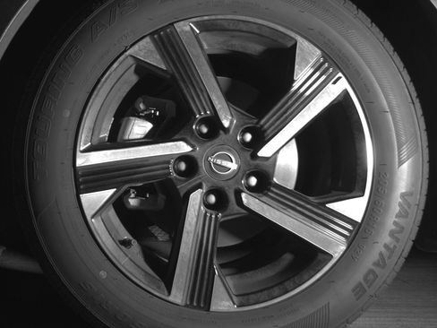 Used 2025 Nissan Sentra SV image 12