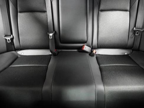 Used 2021 Honda Accord Sport image 19