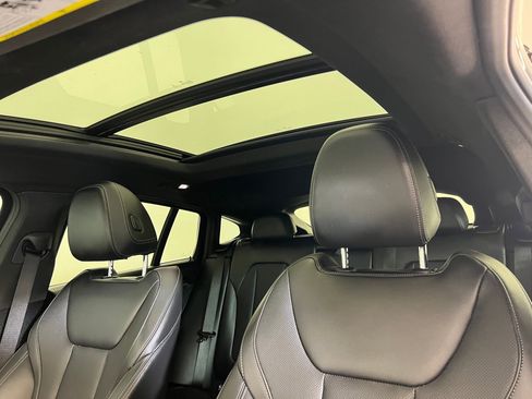 Used 2022 BMW X4 xDrive30i w/ M Sport Package 2 image 24