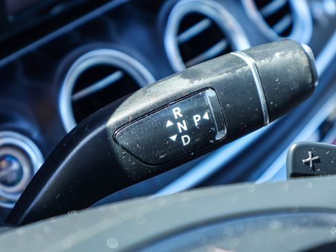 Used 2018 Mercedes-Benz E 400 4MATIC Wagon image 10