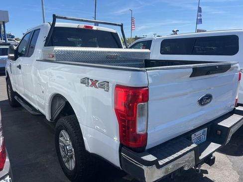 Used 2018 Ford F250 XLT image 10