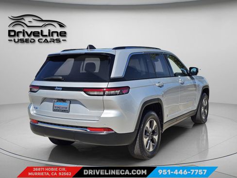 Used 2023 Jeep Grand Cherokee 4WD 4xe image 2