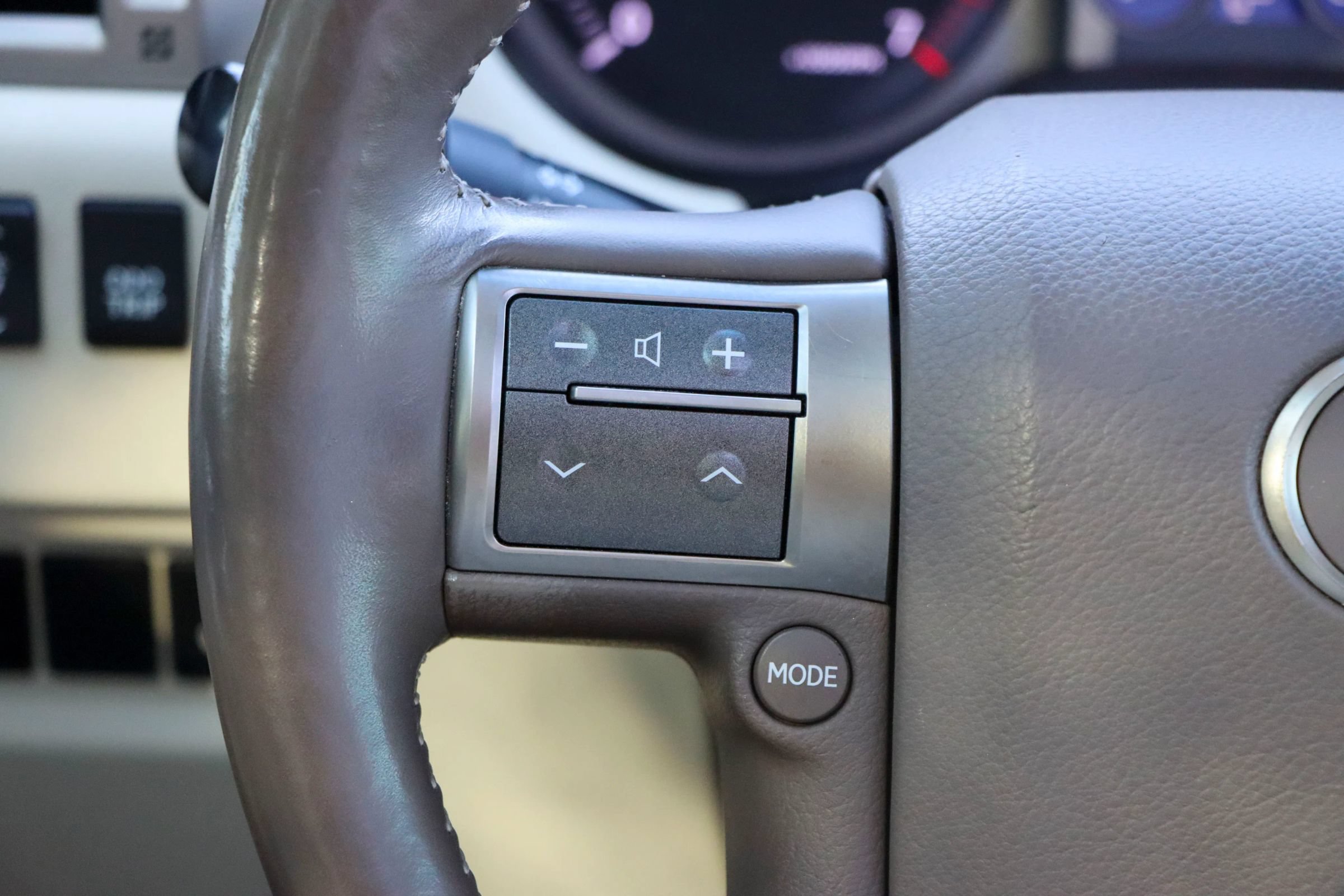 Used 2015 Lexus GX 460 Luxury AWD/4WD image 32