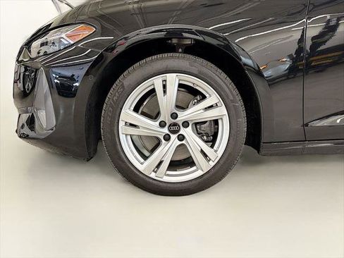 Certified 2025 Audi A5 2.0T Premium Plus w/ Premium Plus image 23