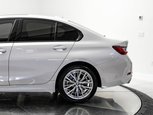 Used 2023 BMW 330i Sedan w/ Premium Package RWD image 15