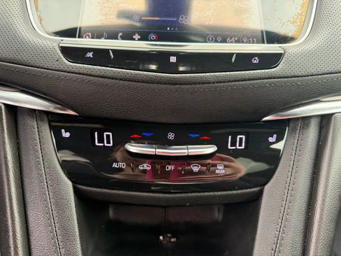 Used 2021 Cadillac XT5 Luxury FWD image 24