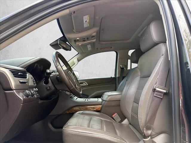 Used 2017 GMC Yukon XL Denali w/ Open Road Package AWD/4WD image 13