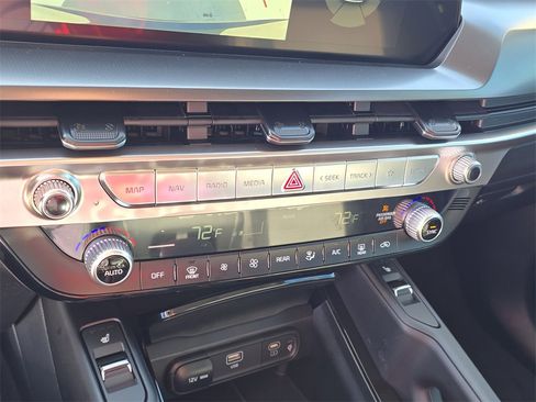 New 2025 Kia Telluride S image 26