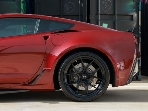 Used 2017 Chevrolet Corvette Grand Sport RWD image 31