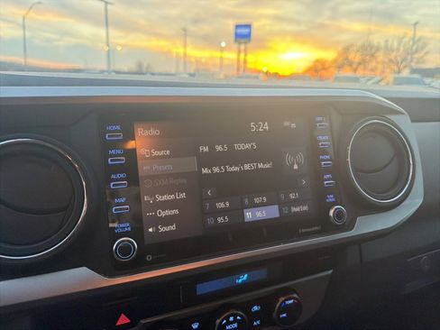 Used 2023 Toyota Tacoma SR5 image 17