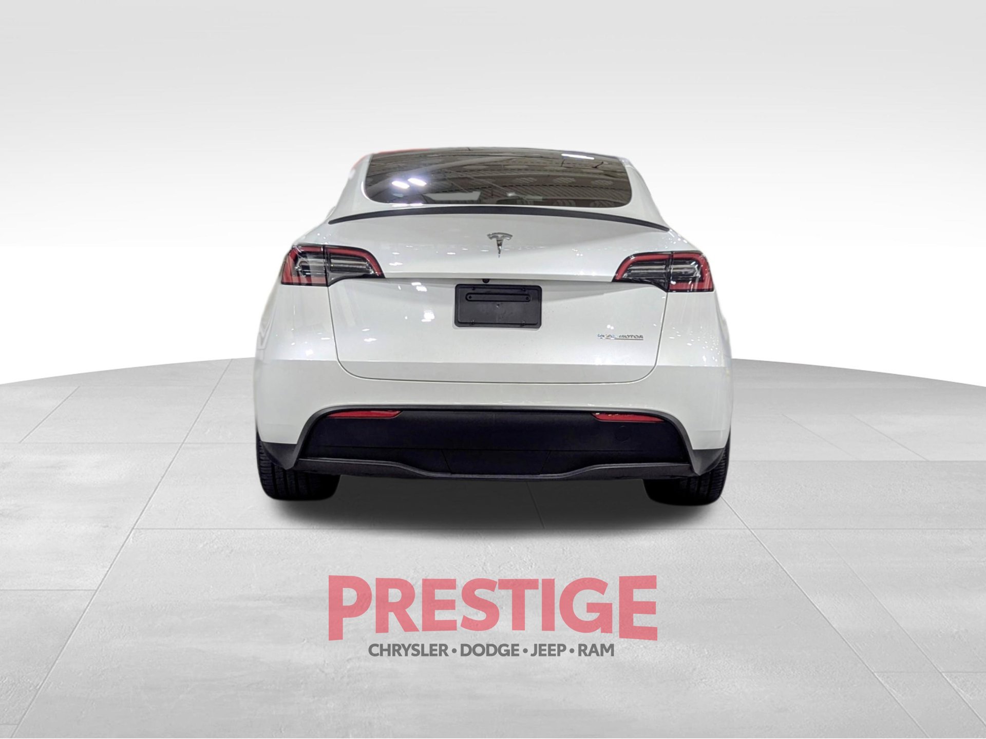 Used 2023 Tesla Model Y Performance AWD/4WD image 8
