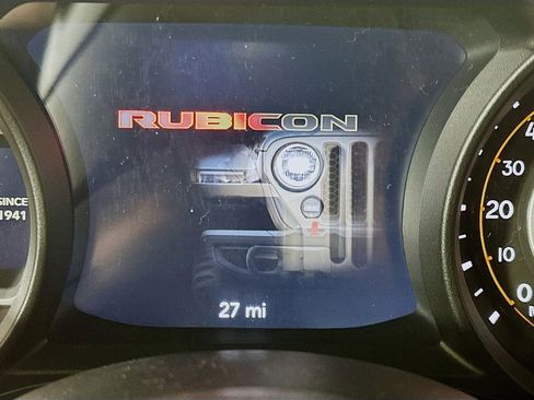 New 2025 Jeep Gladiator Rubicon w/ Convenience Group image 11