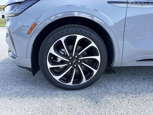 New 2026 Lincoln Nautilus Black Label AWD/4WD image 10