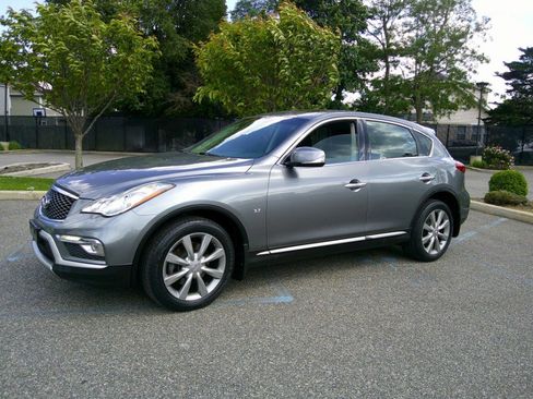 Used 2017 INFINITI QX50 AWD w/ Premium Plus Package image 8