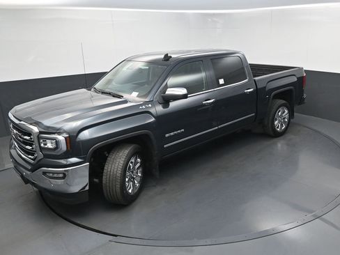 Used 2018 GMC Sierra 1500 SLT AWD/4WD image 32