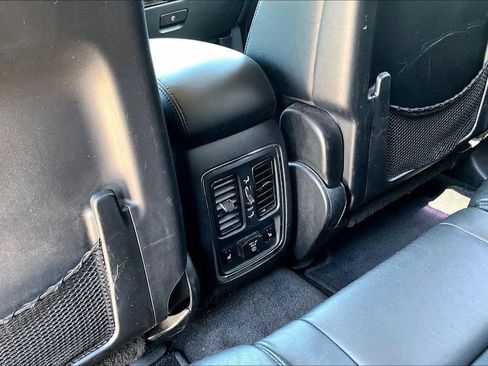 Used 2013 Dodge Durango Crew AWD/4WD image 10