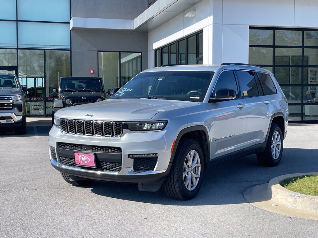 Used 2021 Jeep Grand Cherokee L Limited AWD/4WD image 4