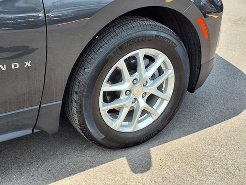 Used 2023 Chevrolet Equinox LT FWD image 28
