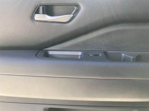 New 2026 Nissan Pathfinder Platinum w/ Cargo Package FWD image 23