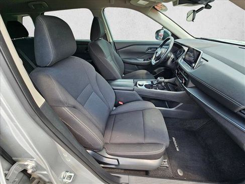 Used 2024 Nissan Rogue S AWD/4WD image 19