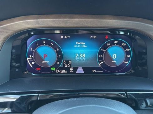 New 2026 Volkswagen Atlas SE image 9