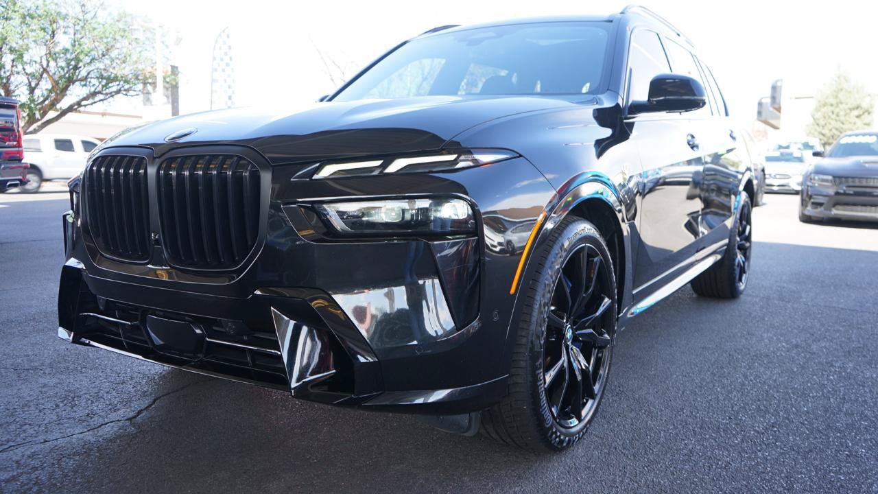 Used 2024 BMW X7 xDrive40i w/ M Sport Package AWD/4WD image 37