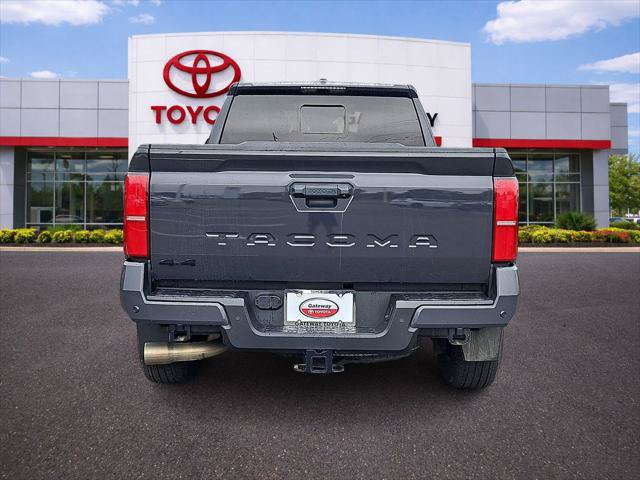 Used 2024 Toyota Tacoma TRD Sport w/ TRD Sport Upgrade Package AWD/4WD image 6