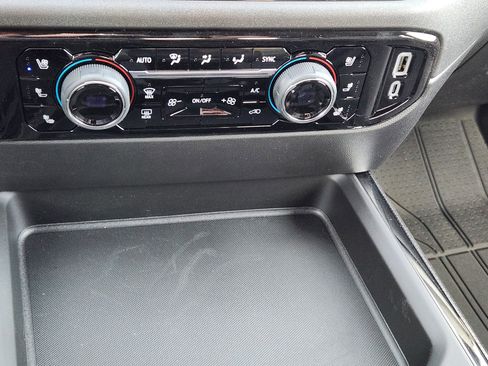 New 2026 Chevrolet Silverado 2500 ZR2 image 15