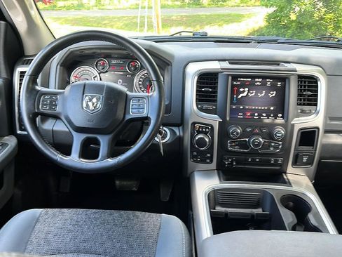 Used 2018 RAM 1500 Big Horn AWD/4WD image 12