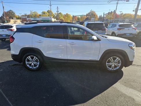 Used 2019 GMC Terrain SLE w/ Driver Convenience Package image 8