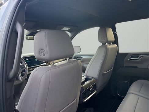 Used 2024 Chevrolet Silverado 1500 LTZ w/ LTZ Convenience Package II image 12