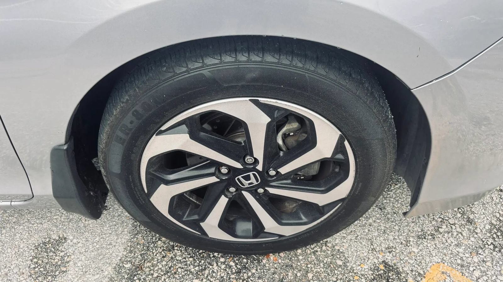 Used 2017 Honda Accord EX-L image 24