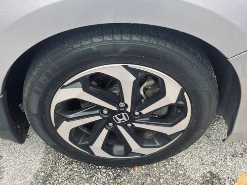Used 2017 Honda Accord EX-L image 24