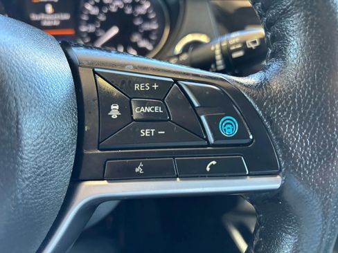 Used 2019 Nissan Rogue SL image 15