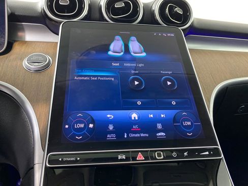 Used 2022 Mercedes-Benz C 300 Sedan image 19