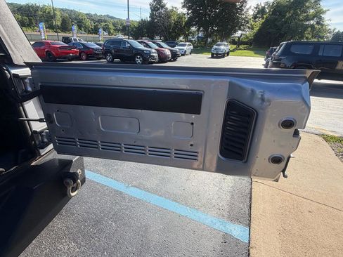 Used 2014 Jeep Wrangler Sport AWD/4WD image 25