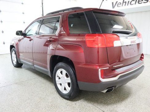 Used 2016 GMC Terrain SLE w/ Convenience Package FWD image 3