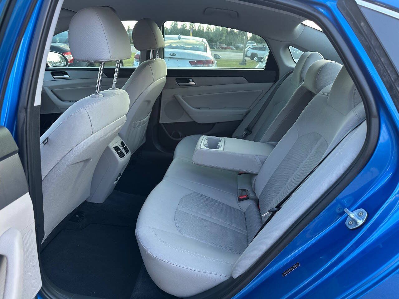 Used 2019 Hyundai Sonata SEL w/ Tech Package 02 FWD image 11
