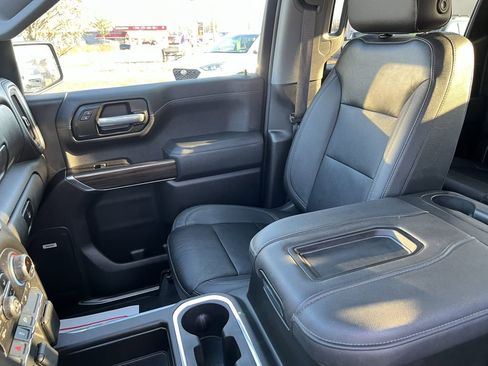 Used 2021 Chevrolet Silverado 1500 LT Trail Boss w/ Convenience Package II image 14