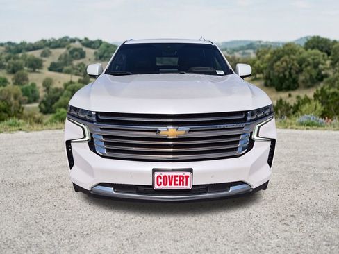 Used 2023 Chevrolet Suburban High Country AWD/4WD image 2