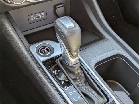 Used 2022 Nissan Sentra SV w/ All-Weather Package image 15