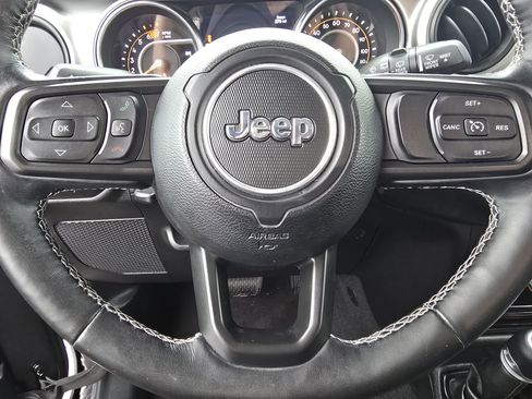 Used 2021 Jeep Wrangler Unlimited Sport image 18