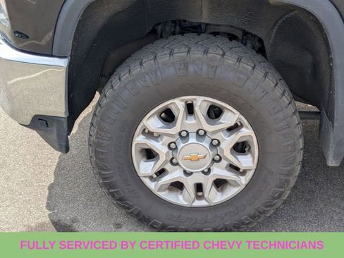 Used 2023 Chevrolet Silverado 3500 LT image 18