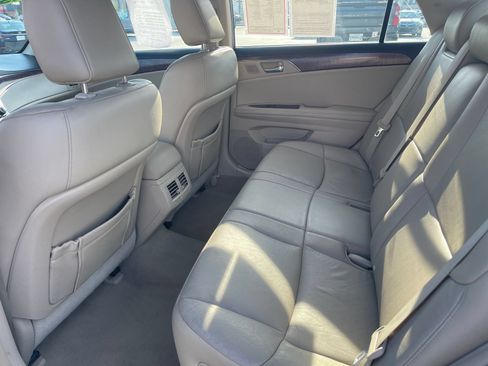 Used 2011 Toyota Avalon FWD image 20