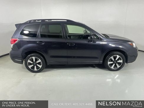 Used 2017 Subaru Forester 2.5i Premium w/ All-Weather Package AWD/4WD image 5