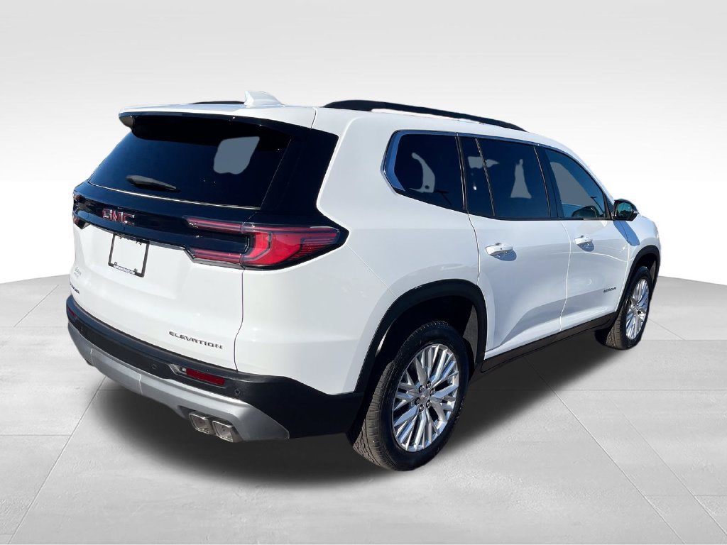 Used 2026 GMC Acadia Elevation w/ Elevation Premium Package FWD image 5