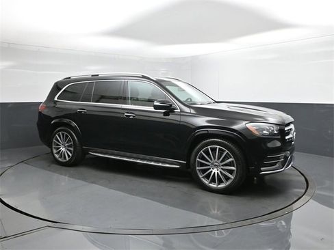 Used 2020 Mercedes-Benz GLS 580 4MATIC w/ Off-Road Package image 17