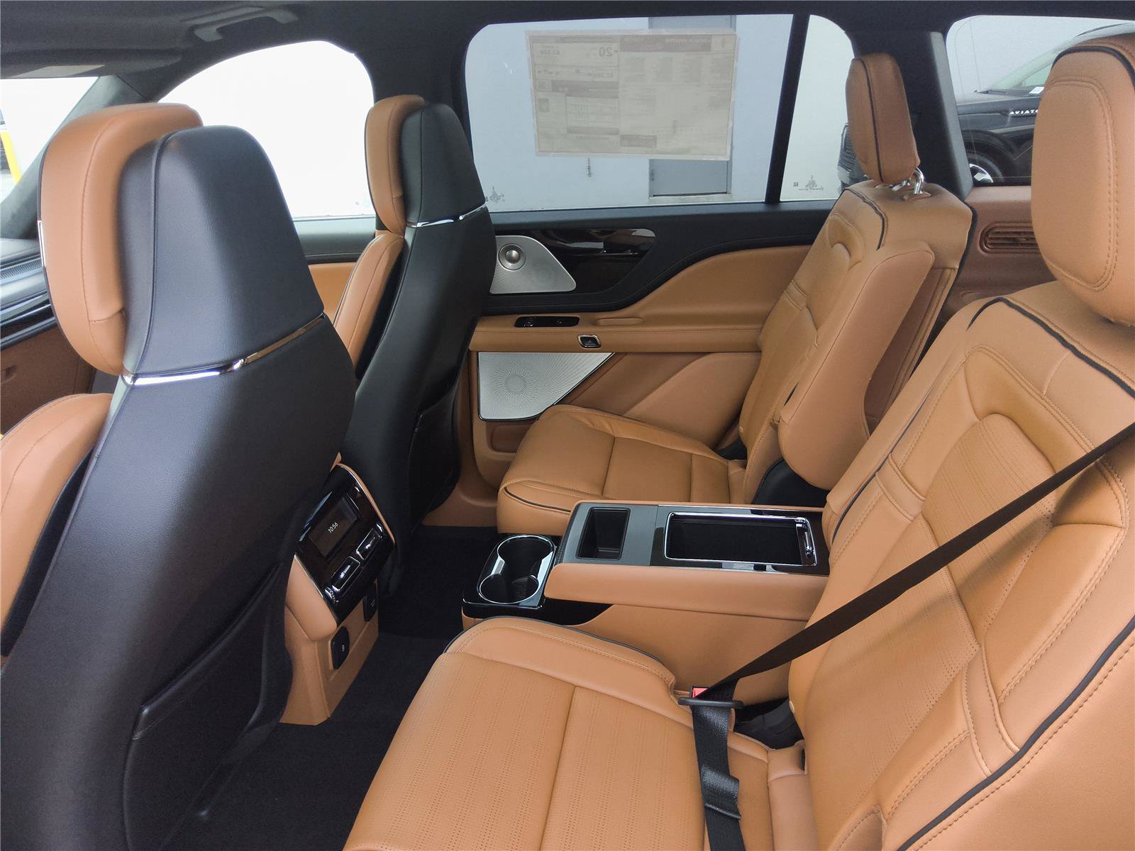 New 2027 Lincoln Aviator Black Label w/ Dynamic Handling Package AWD/4WD image 18