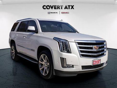 Used 2019 Cadillac Escalade Luxury image 7