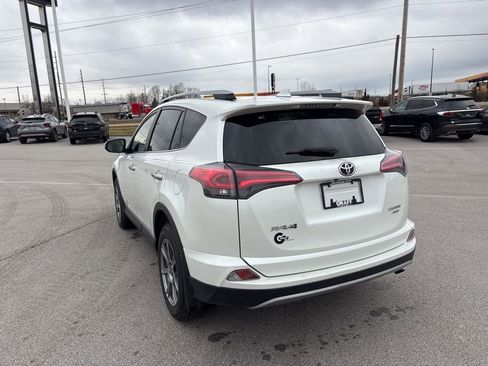 Used 2018 Toyota RAV4 Limited w/ All Weather Liner Package image 7